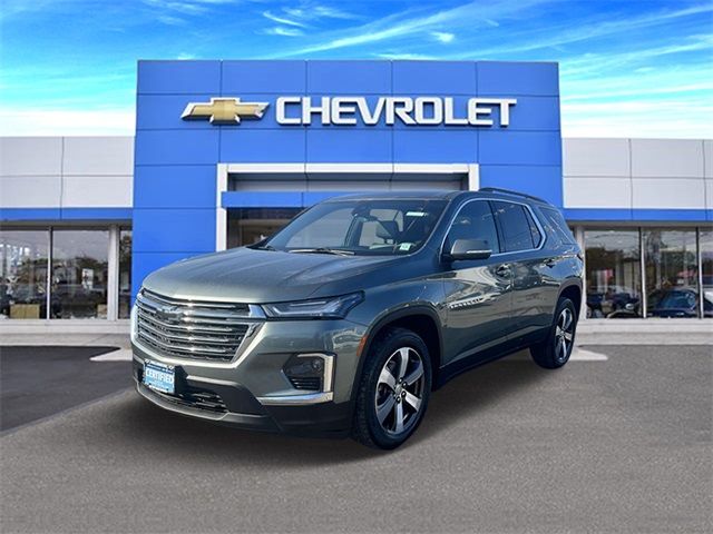 2022 Chevrolet Traverse LT Leather