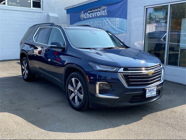 2022 Chevrolet Traverse LT Leather