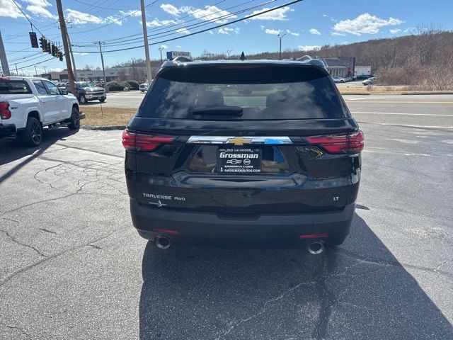 2022 Chevrolet Traverse LT Leather