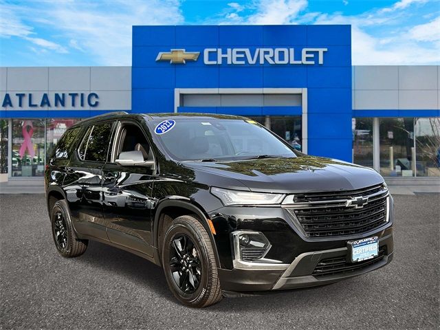 2022 Chevrolet Traverse LT Leather