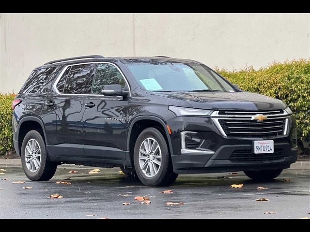 2022 Chevrolet Traverse LT Leather