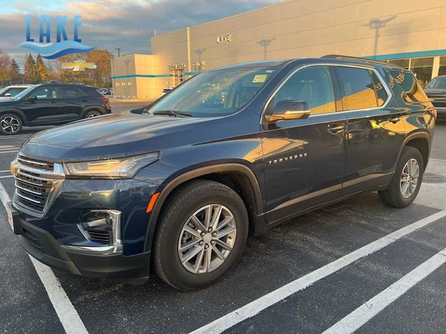 2022 Chevrolet Traverse LT Leather