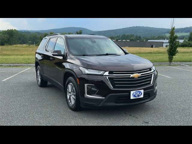 2022 Chevrolet Traverse LT Leather