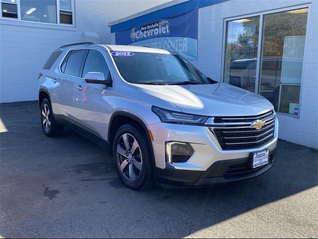 2022 Chevrolet Traverse LT Leather