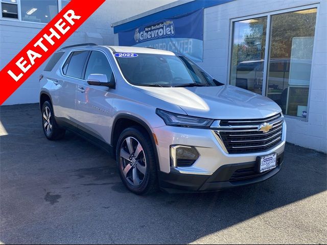 2022 Chevrolet Traverse LT Leather