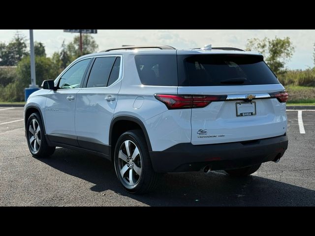 2022 Chevrolet Traverse LT Leather