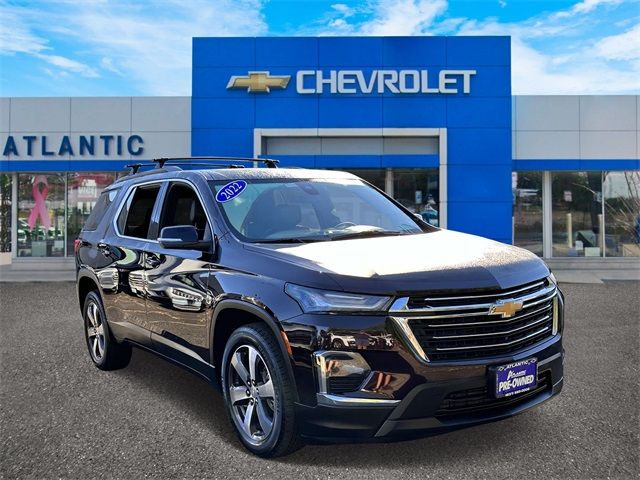 2022 Chevrolet Traverse LT Leather