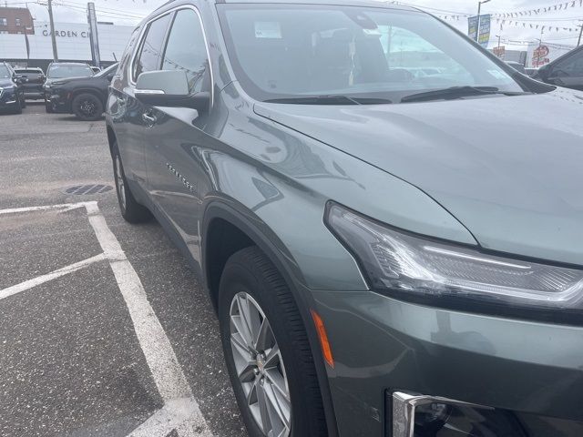 2022 Chevrolet Traverse LT Leather