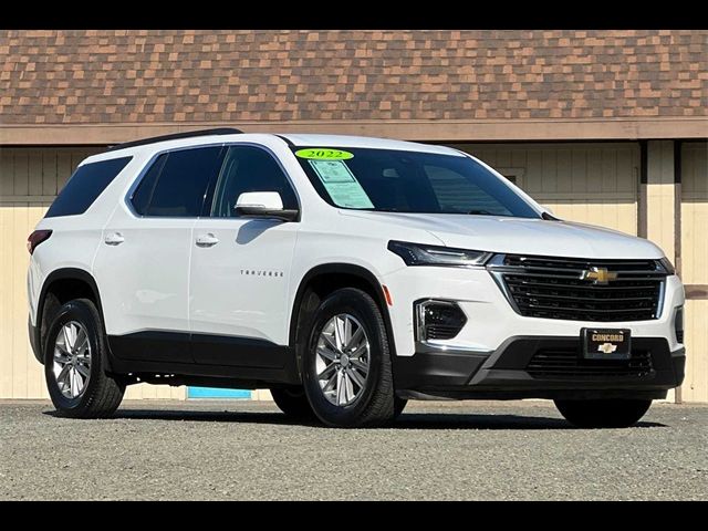 2022 Chevrolet Traverse LT Leather