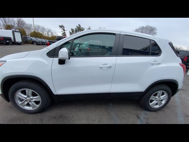 2022 Chevrolet Trax LS