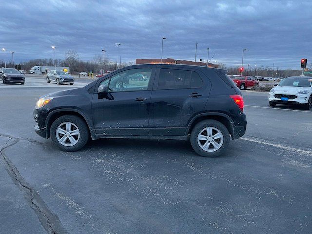 2022 Chevrolet Trax LS