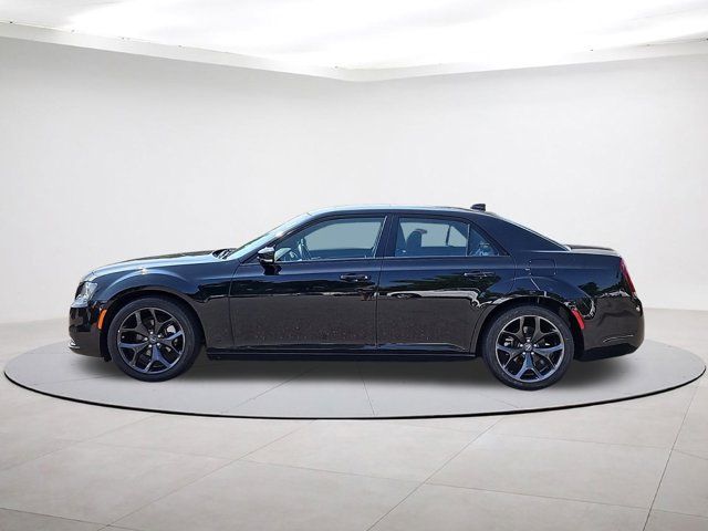 2022 Chrysler 300 300S