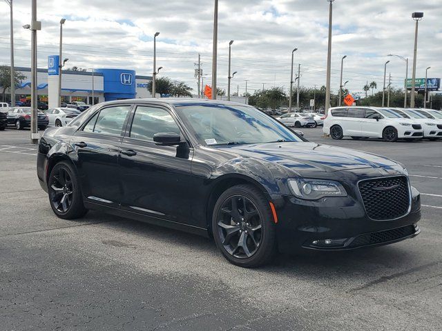 2022 Chrysler 300 300S