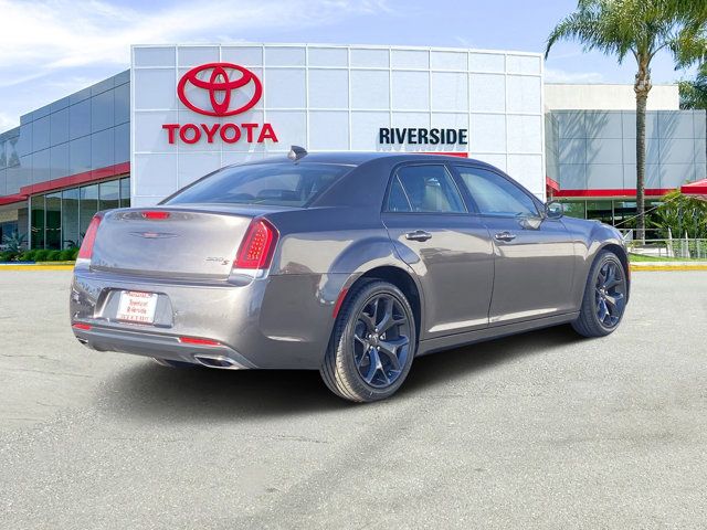 2022 Chrysler 300 300S