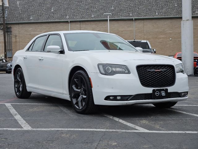 2022 Chrysler 300 300S