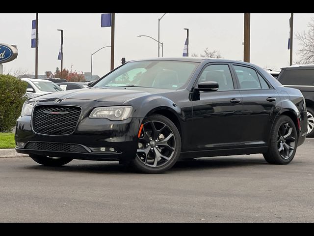 2022 Chrysler 300 300S