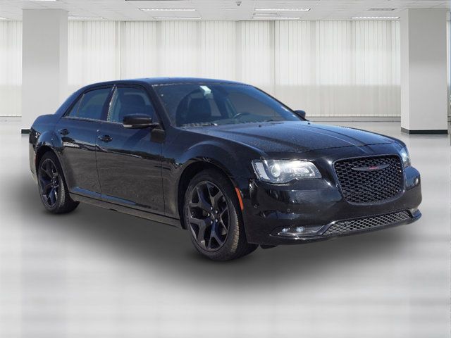 2022 Chrysler 300 300S