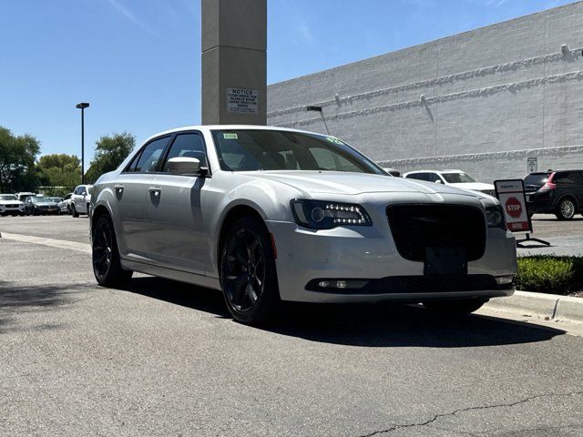 2022 Chrysler 300 300S