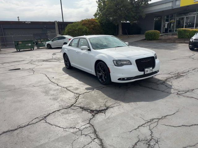 2022 Chrysler 300 300S