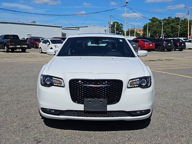 2022 Chrysler 300 300S