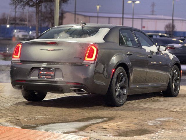 2022 Chrysler 300 300S