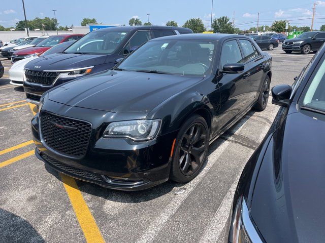 2022 Chrysler 300 300S