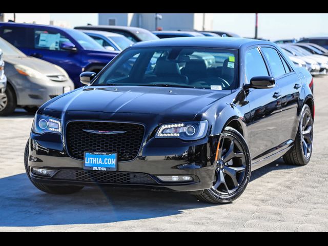 2022 Chrysler 300 300S