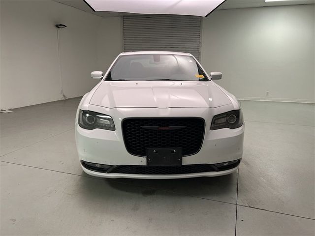 2022 Chrysler 300 300S