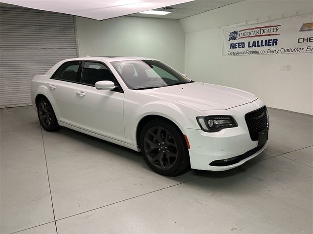 2022 Chrysler 300 300S