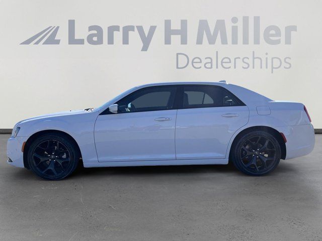 2022 Chrysler 300 300S