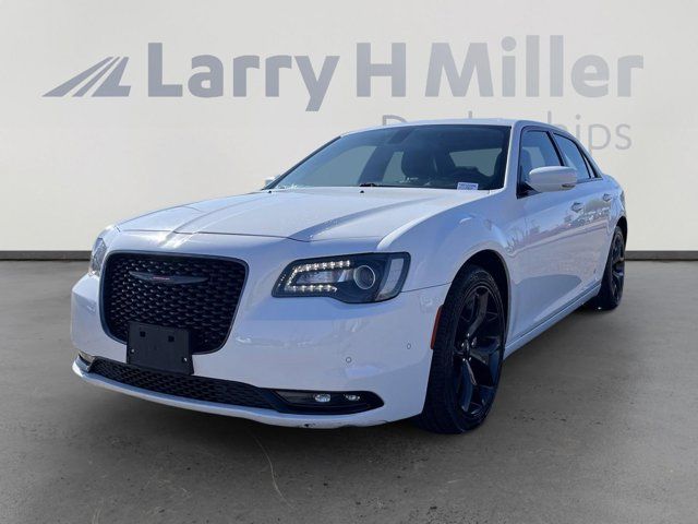 2022 Chrysler 300 300S