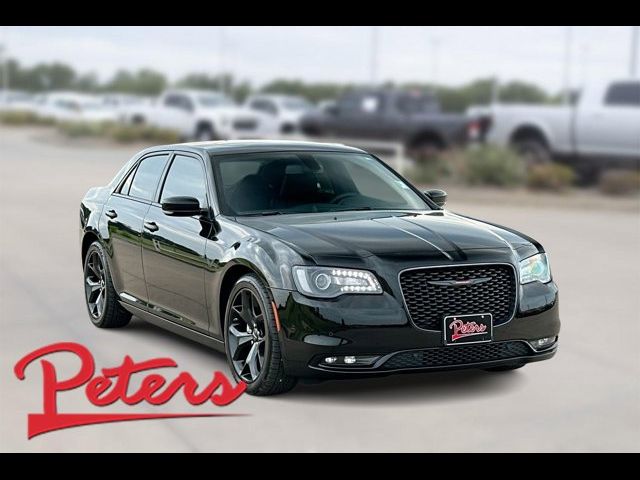 2022 Chrysler 300 300S