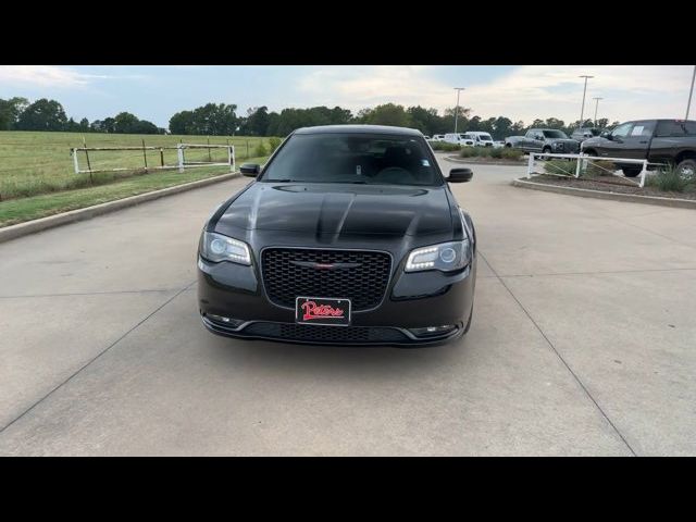 2022 Chrysler 300 300S