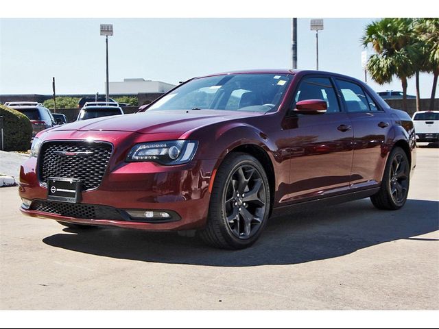 2022 Chrysler 300 300S