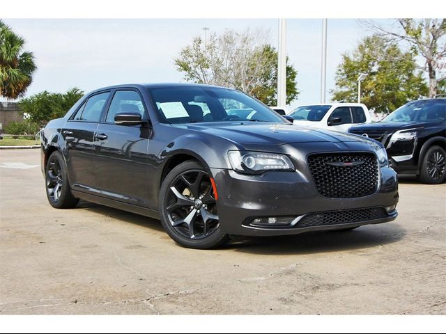 2022 Chrysler 300 300S