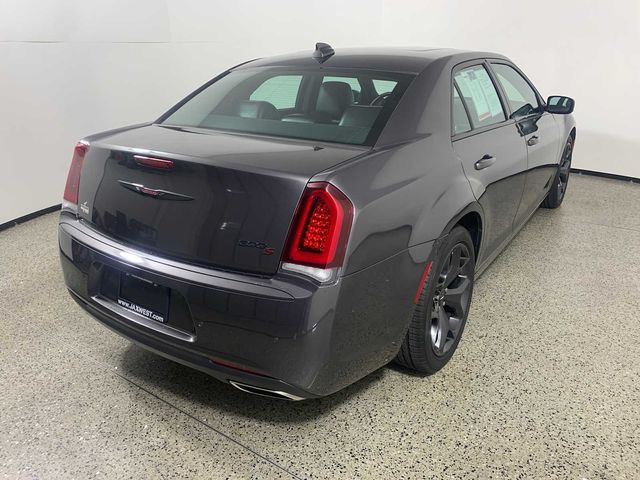 2022 Chrysler 300 300S