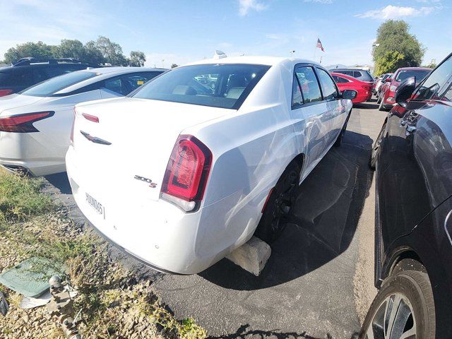 2022 Chrysler 300 300S