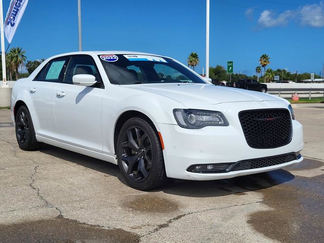 2022 Chrysler 300 300S