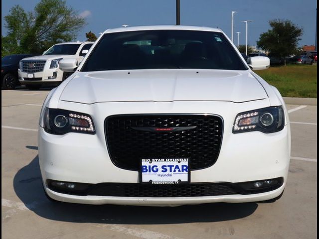 2022 Chrysler 300 300S