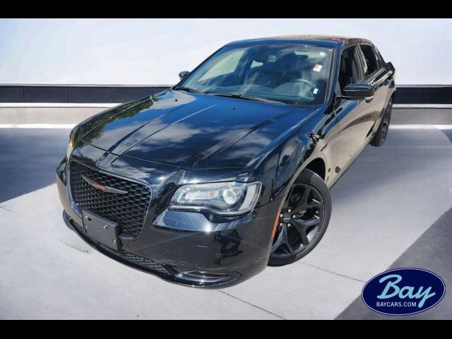 2022 Chrysler 300 300S