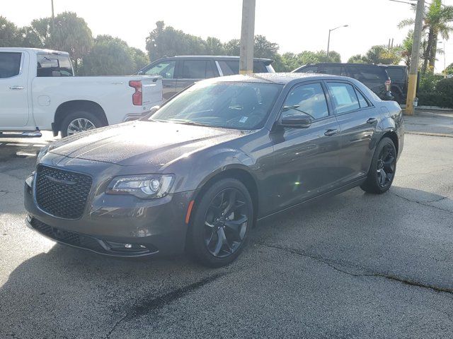 2022 Chrysler 300 300S