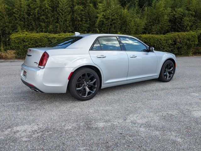 2022 Chrysler 300 300S