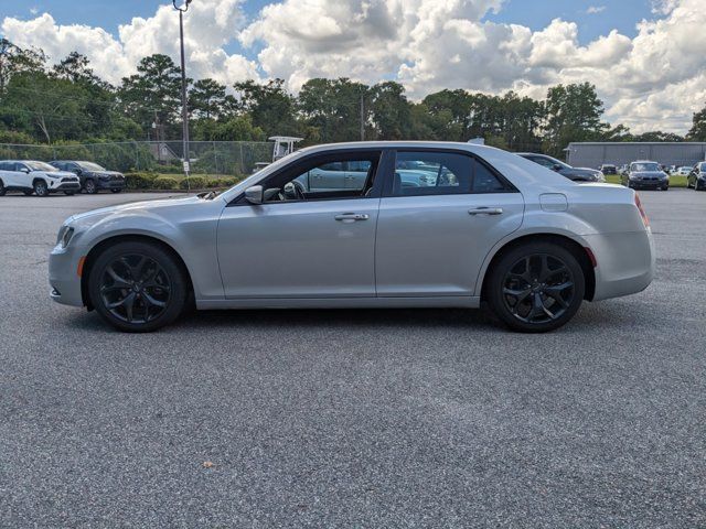 2022 Chrysler 300 300S