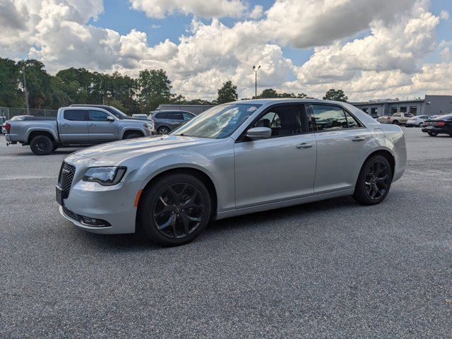 2022 Chrysler 300 300S