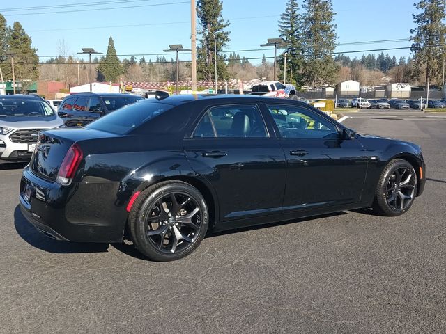 2022 Chrysler 300 300S