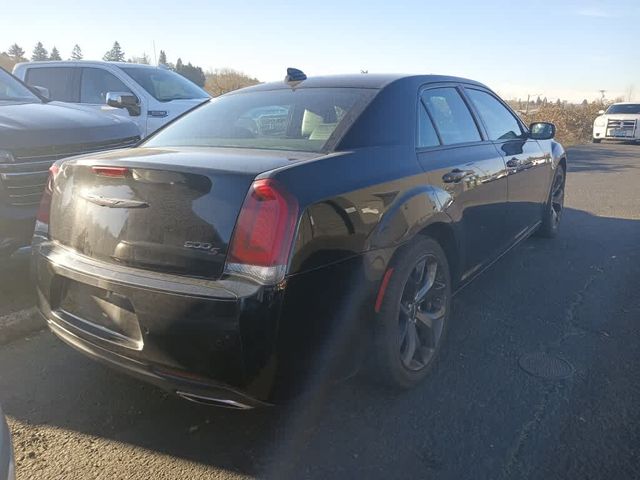 2022 Chrysler 300 300S