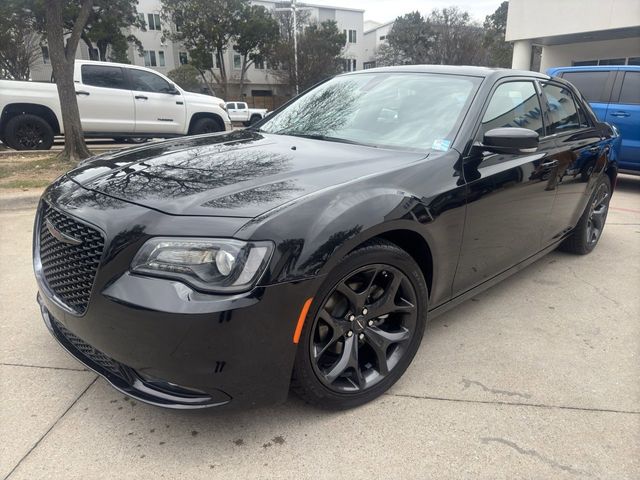 2022 Chrysler 300 300S