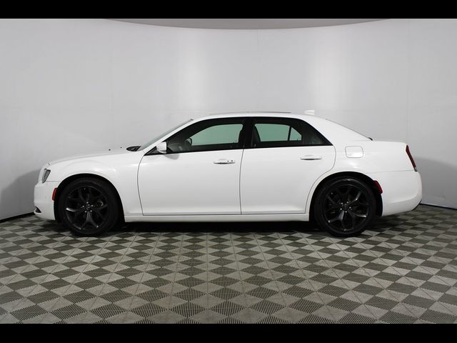 2022 Chrysler 300 300S