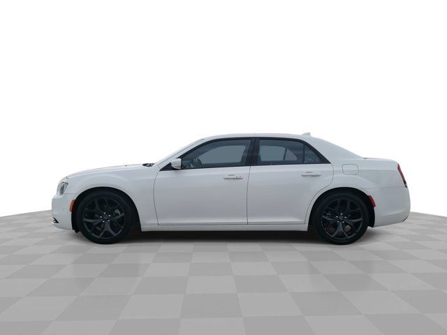 2022 Chrysler 300 300S