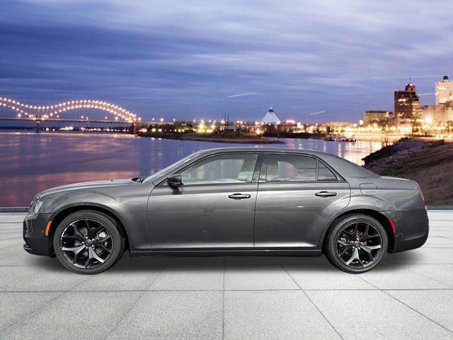 2022 Chrysler 300 300S